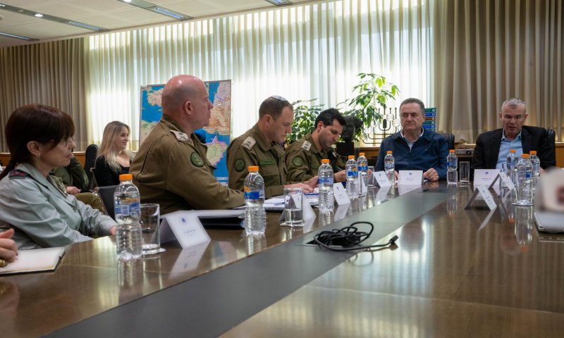 כ"ץ ולוין בוחנים הקמת בית דין צבאי ייעודי למחבלי הנוח'בה