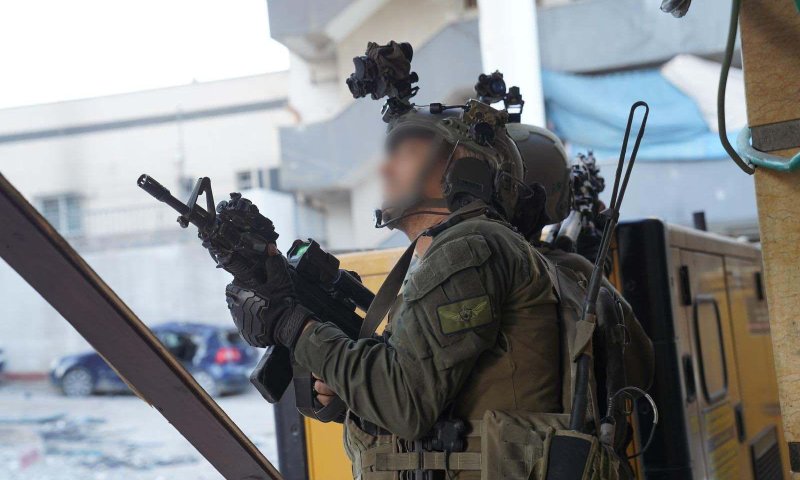 בתוך רבע שעה השייטת כיתרה את מתחם שיפאא