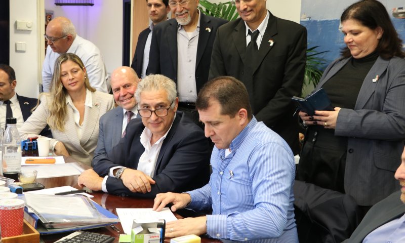 צפו: התגובה הסוערת של בלינקוב להפרטת נמל חיפה