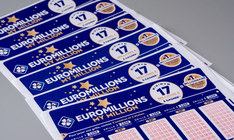 טירוף בבריטניה: אדם יחיד זכה בפרס ענק בהגרלת הלוטו