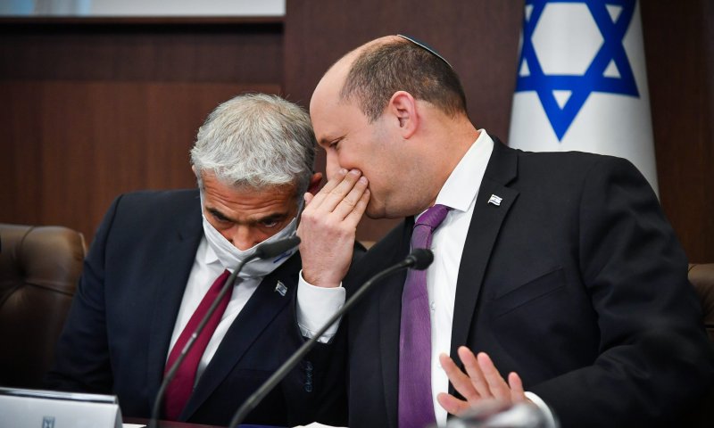 ציטוטים מהקבינט: הוויכוח בין לפיד לבנט