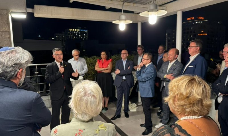 עוד לפני המינוי הרשמי: פגישה ביטחונית ראשונה של גדעון סער