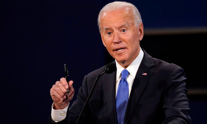 צפו: ביידן עקץ את טראמפ בארוחת כתבי הבית הלבן