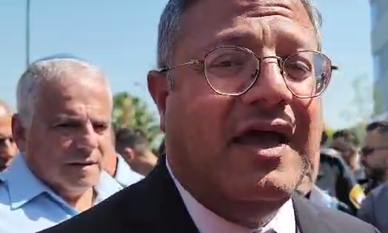 בן גביר בזירת הפיגוע: "נשיאת נשק &ndash; צו השעה"