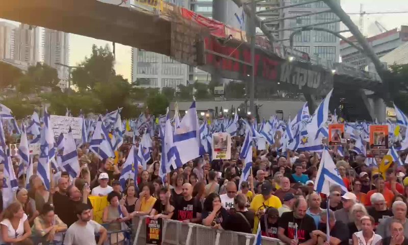 אחרי ששוחרר מביה"ח: משפחות חטופים בדרישה מנתניהו