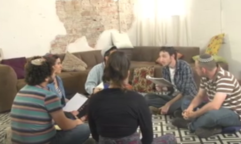 צפו: סרטון חדש של אנדרדוס למרכז האקדמי לב