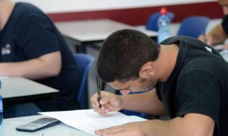 'דור המבול': טעות בבגרות הפילה את התלמידים