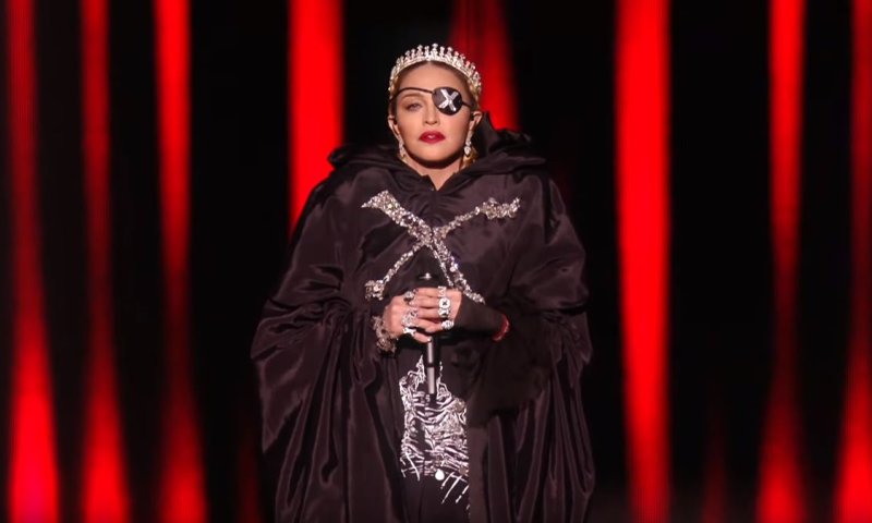 מביך: כך מדונה "תיקנה" את הזיופים מהאירוויזיון