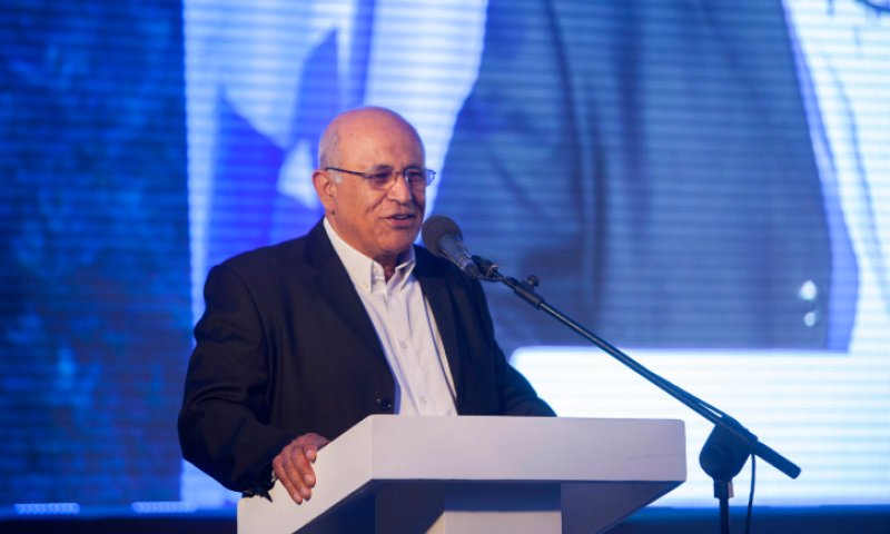 אביגדור קהלני לסרוגים: אלוהים נתן לנו סטירת לחי