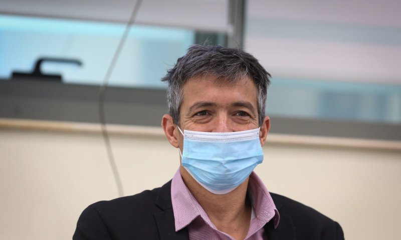 גנץ הודיע: הנדל והאוזר יפוטרו מתפקידיהם