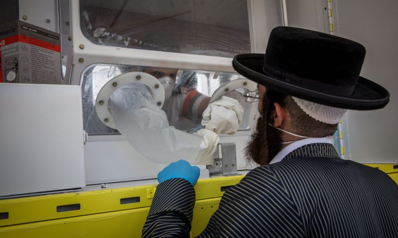 1 מכל 100 חרדים מעל גיל 60 נפטר מקורונה