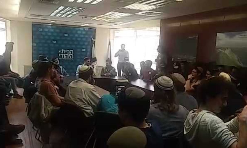 צפו: האדמו"ר מסמוטריץ' בהתוועדות בכנסת