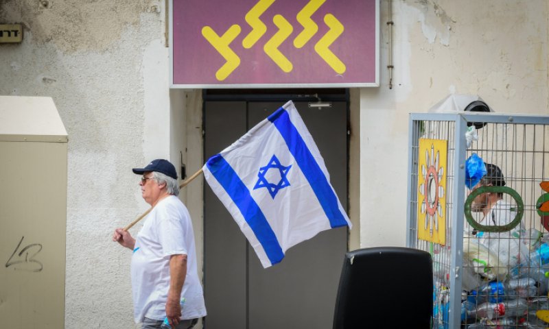 השותפה של רזי ברקאי בתכנית חדשה בגל"צ