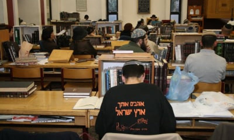 המצב בדרום: החרדים בורחים; ישיבות ההסדר נשארות