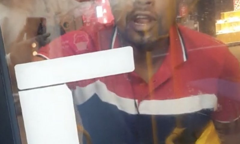 תקיפה אנטישמית בלונדון: "אשסף את גרונך לפלסטין"