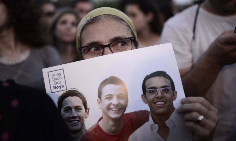 מצמרר: 'התקווה' בעצרת למען חטופים