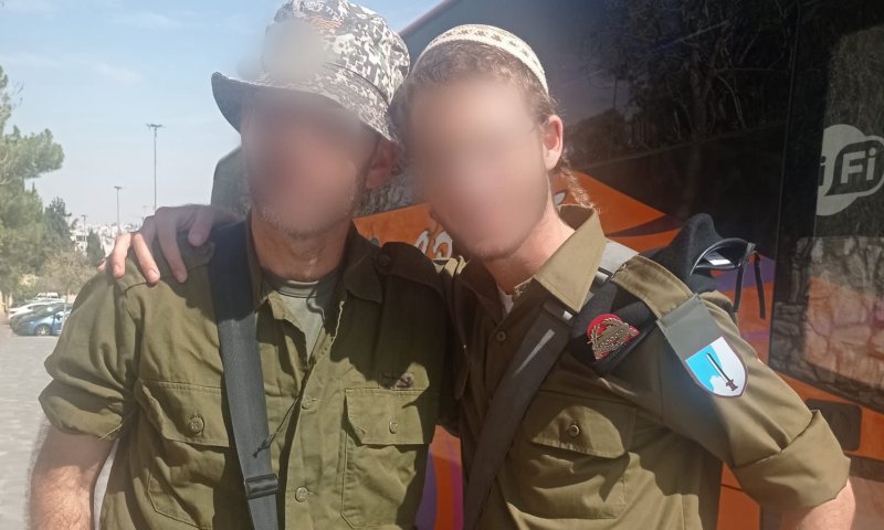 רב הקהילה מגויס בסבב שלישי; בנו הלוחם ניצל בנס