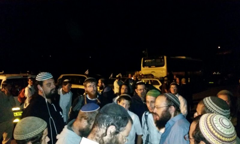 דרמה בשומרון: מאות יהודים נחסמו בשאנור