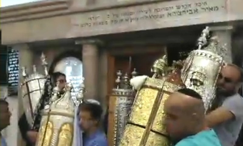 הרב אבינר: איסור חמור להרוס את בית הכנסת גבעת זאב