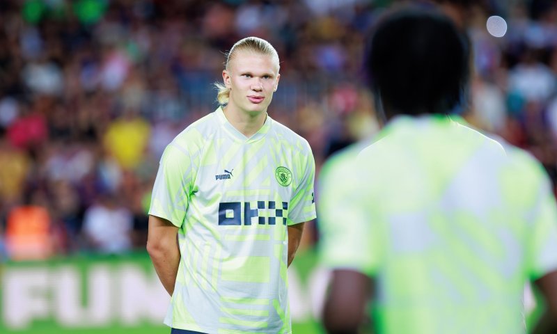 בעולם מהללים את כובש החמישייה: 'שחקן מפלצתי'