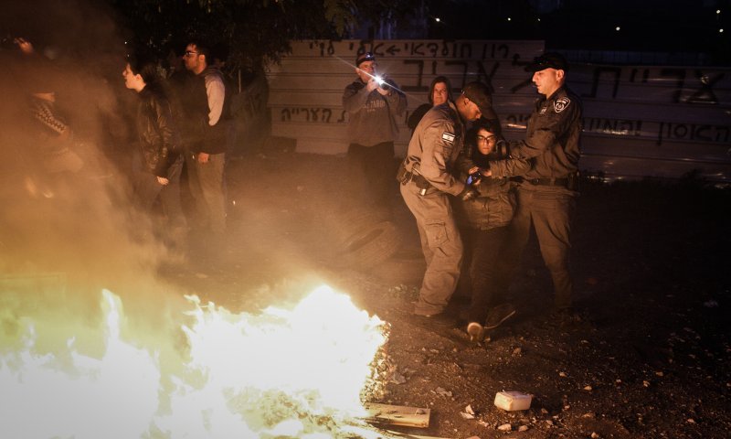 מערום צמיגים מוכן להצתה נתפס ליד טל מנשה