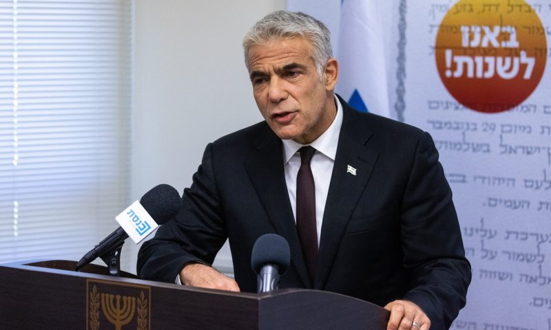 לפיד: "הממשלה תעבוד גם לטובת מפלגות הימין"