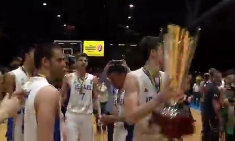 הכוכב הצעיר דני אבדיה, הודיע על מועמדות ל-NBA