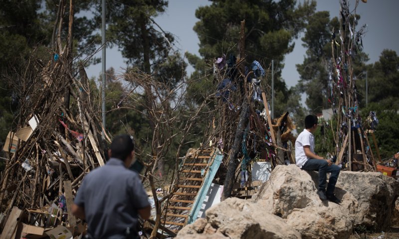 מפקד כיבוי אש מאשר: "יש צמצום בכמות המדורות"