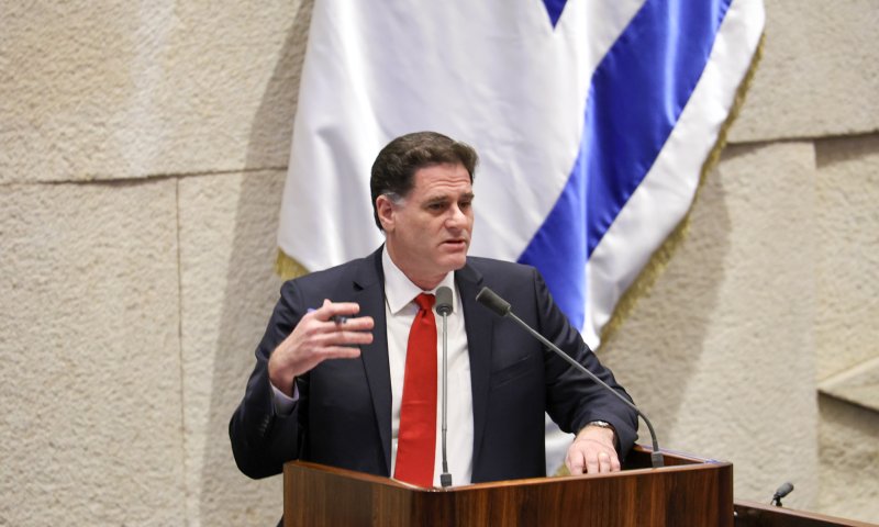 צפו: השר רון דרמר בנאום ראשון אי פעם בכנסת