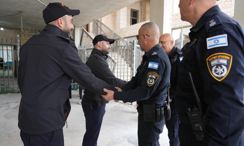 נעצר חשוד שהציע תשלום עבור הצבעה