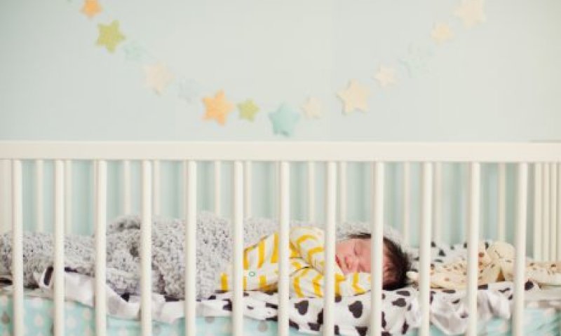 בוקר טראגי: שני תינוקות לא התעוררו משנתם