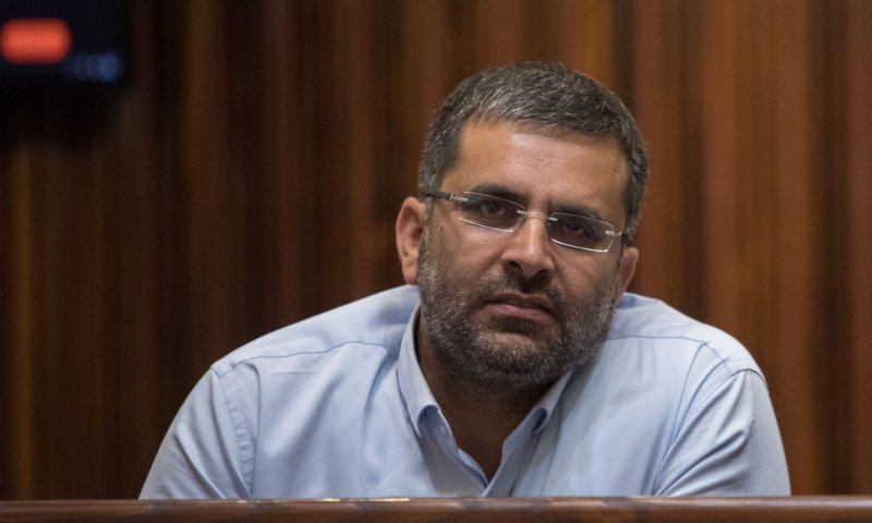 סופר לסרוגים: "טעויות קורות, לא מתורגלים לעבוד יחד"