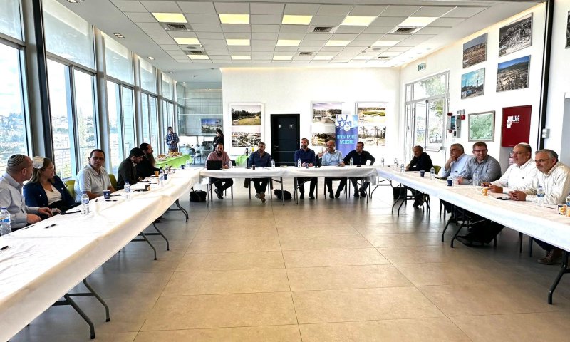 ראשי הרשויות במועצת יש״ע: לא נאפשר הקמת מדינה פלסטינית