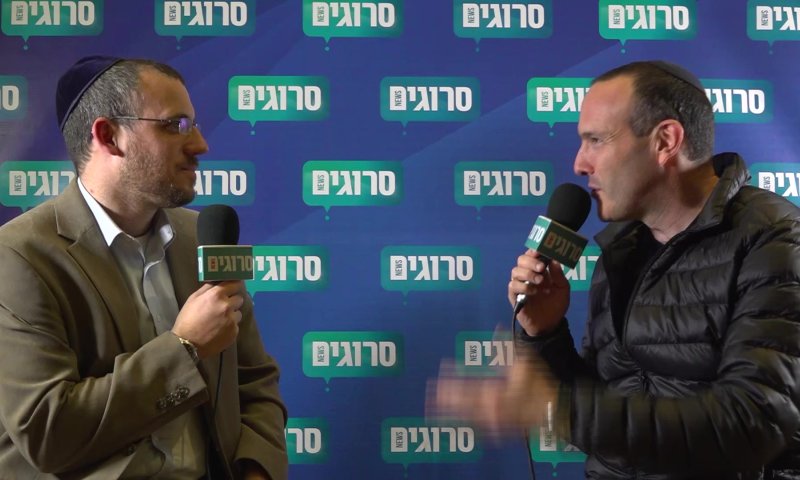 שי אברמסון: "אני זמר, לא רק חזן"