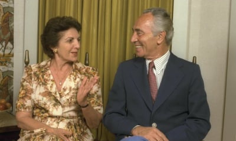 תמונות מחייה של סוניה פרס ז"ל לצד בעלה שמעון