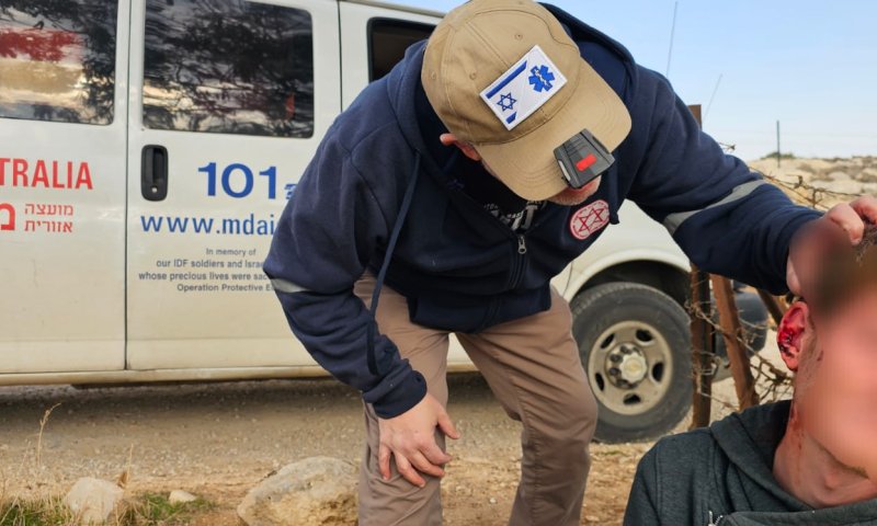 100 פורעים ערבים רגמו רועי צאן באבנים