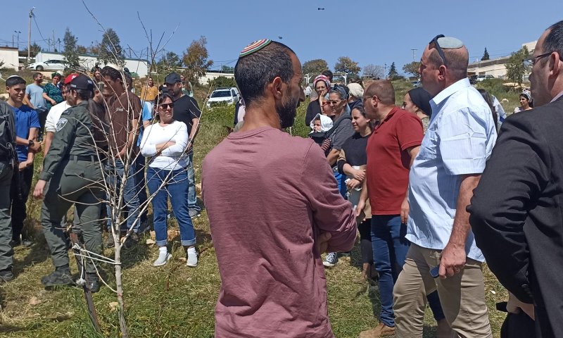 בעקבות לחץ המועצה; העקירה בנוקדים נעצרה