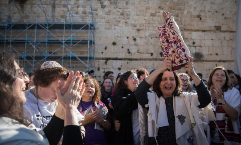 איסור למסור ספר תורה לחלקה הרפורמית בכותל