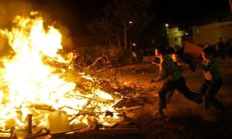 הרבנות מגמגמת: אפשר להדליק מדורות במוצ"ש החל מ-22:30