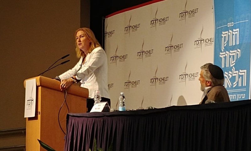 לבני תקפה את שקד: "לא מבינה מהי דמוקרטיה"