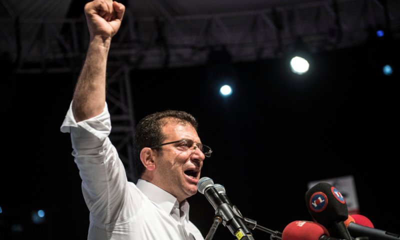 ראש עיריית איסטנבול חוגג: "שמנו סוף לדיקטטורה"