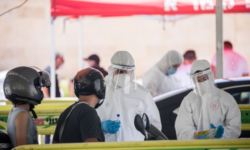 בית ספר נוסף נסגר; אלפי תלמידים נשלחו לבידוד