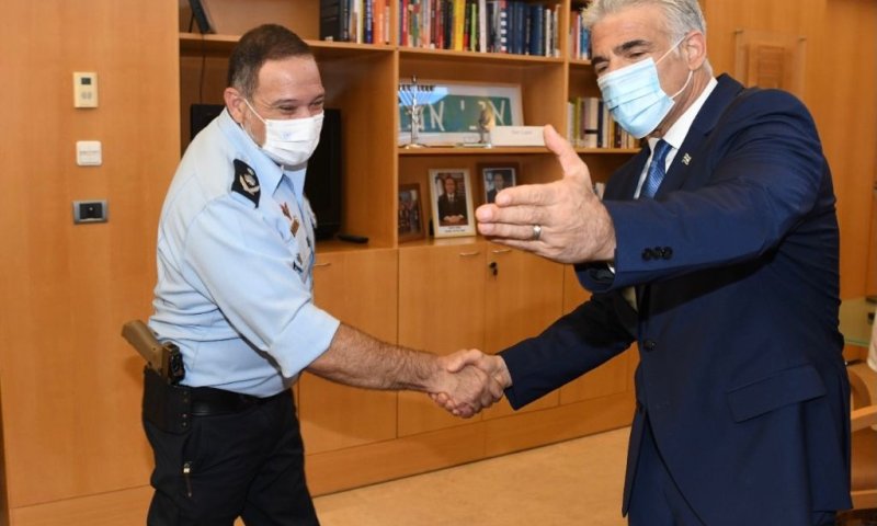 לפיד: ל-2,500 שוטרים שהיו בשטח לא היה יום כיפור