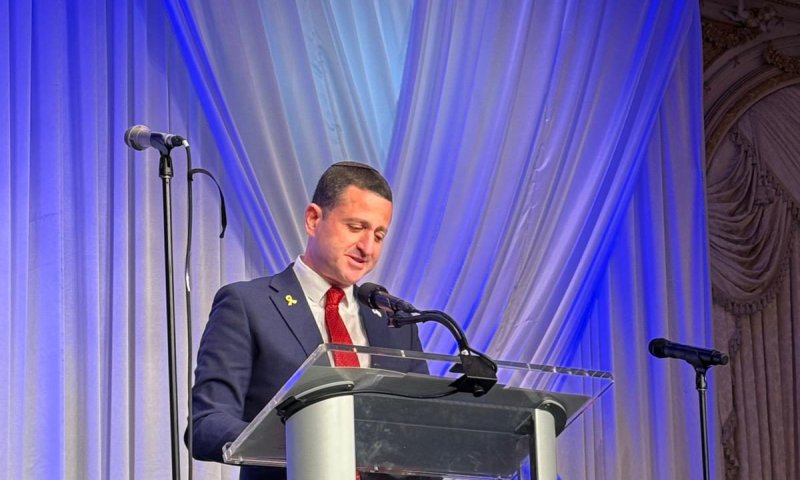 הח"כ מהציונות הדתית נאם באחוזת טראמפ: "אל תתמוך בעסקה"