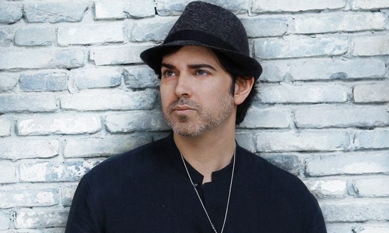 "בידיים חשופות": גלעד שגב בשיר חדש לזכר לוחם דובדבן