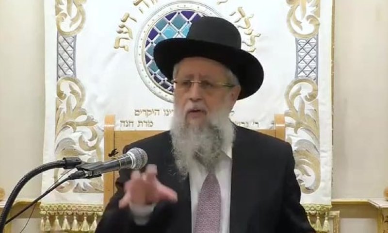 הרב דוד יוסף: הנחינו לא להגיש חוקים נגד חילונים