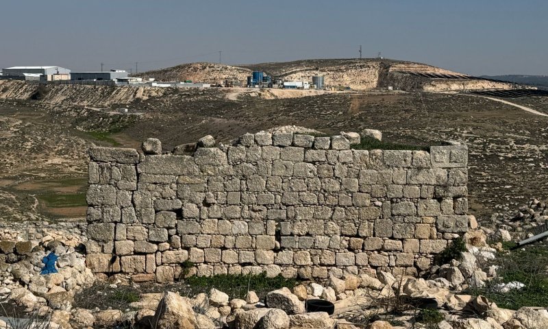 בחסות בג"ץ: הפולשים חזרו להתגורר באתר הארכיאולוגי