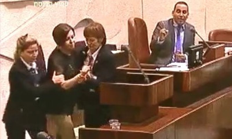 צפו: גלאון נזרקת אחרי שכינתה את שרון גל דפוק