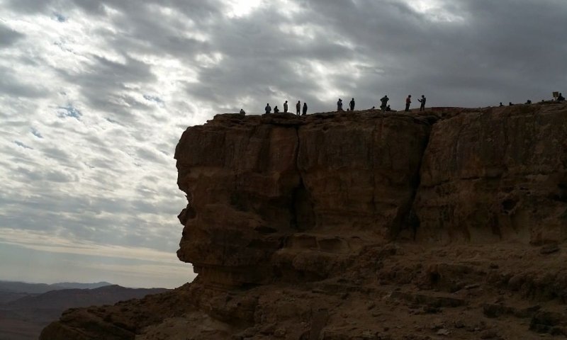 צפו: קצר על הפרשה | למה ה' עשה לנו סיבוב?
