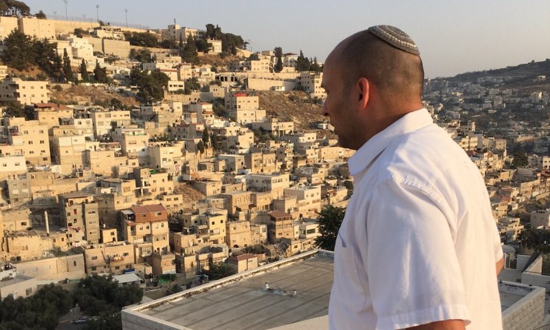 החג של בנט: הקפות במקום הרצח בירושלים